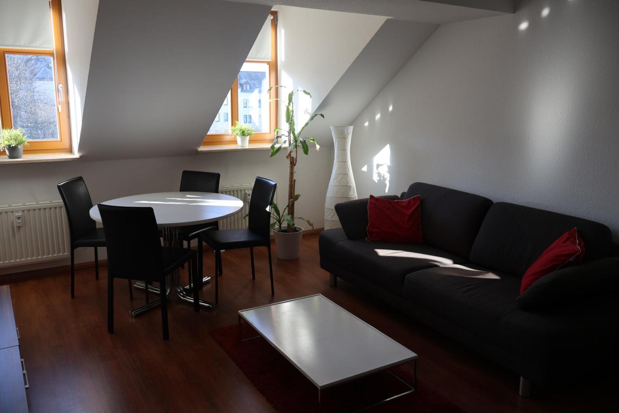 Alexxanders Apartments & Studios Хемниц Экстерьер фото